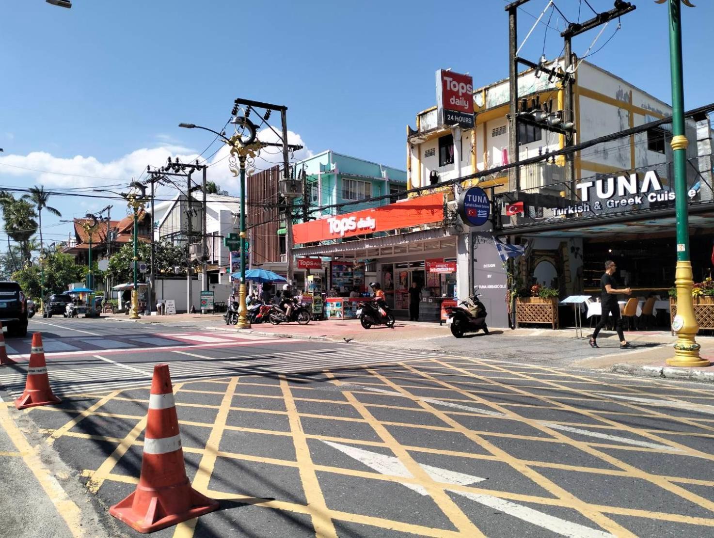 Beachwalk Minotel Patong Экстерьер фото