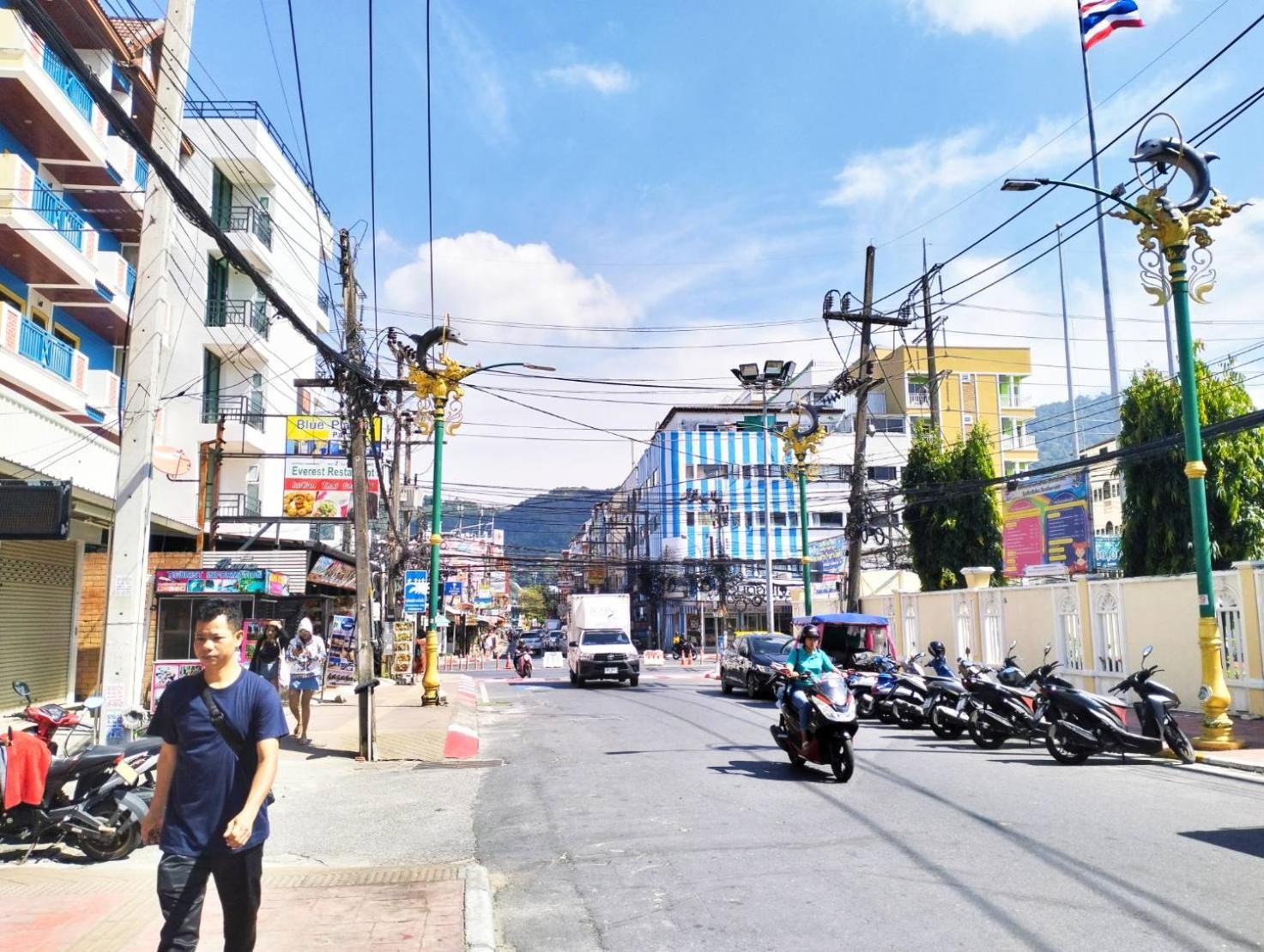 Beachwalk Minotel Patong Экстерьер фото