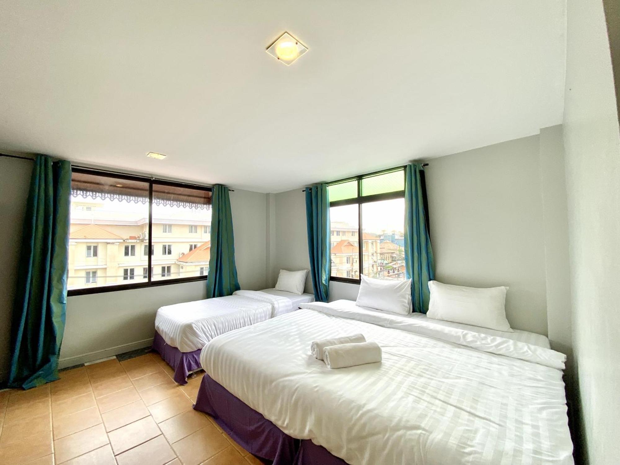 Beachwalk Minotel Patong Экстерьер фото