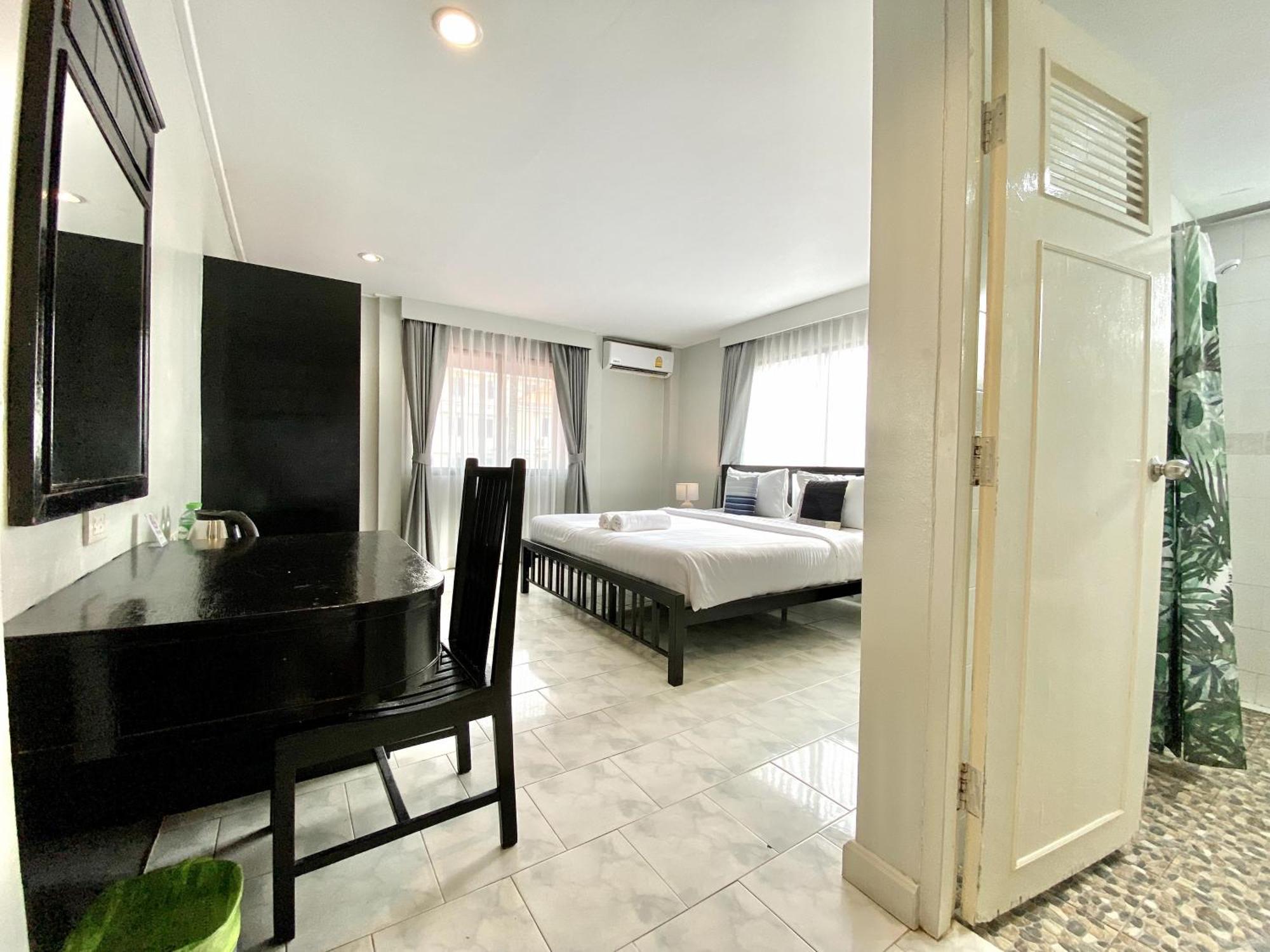 Beachwalk Minotel Patong Экстерьер фото