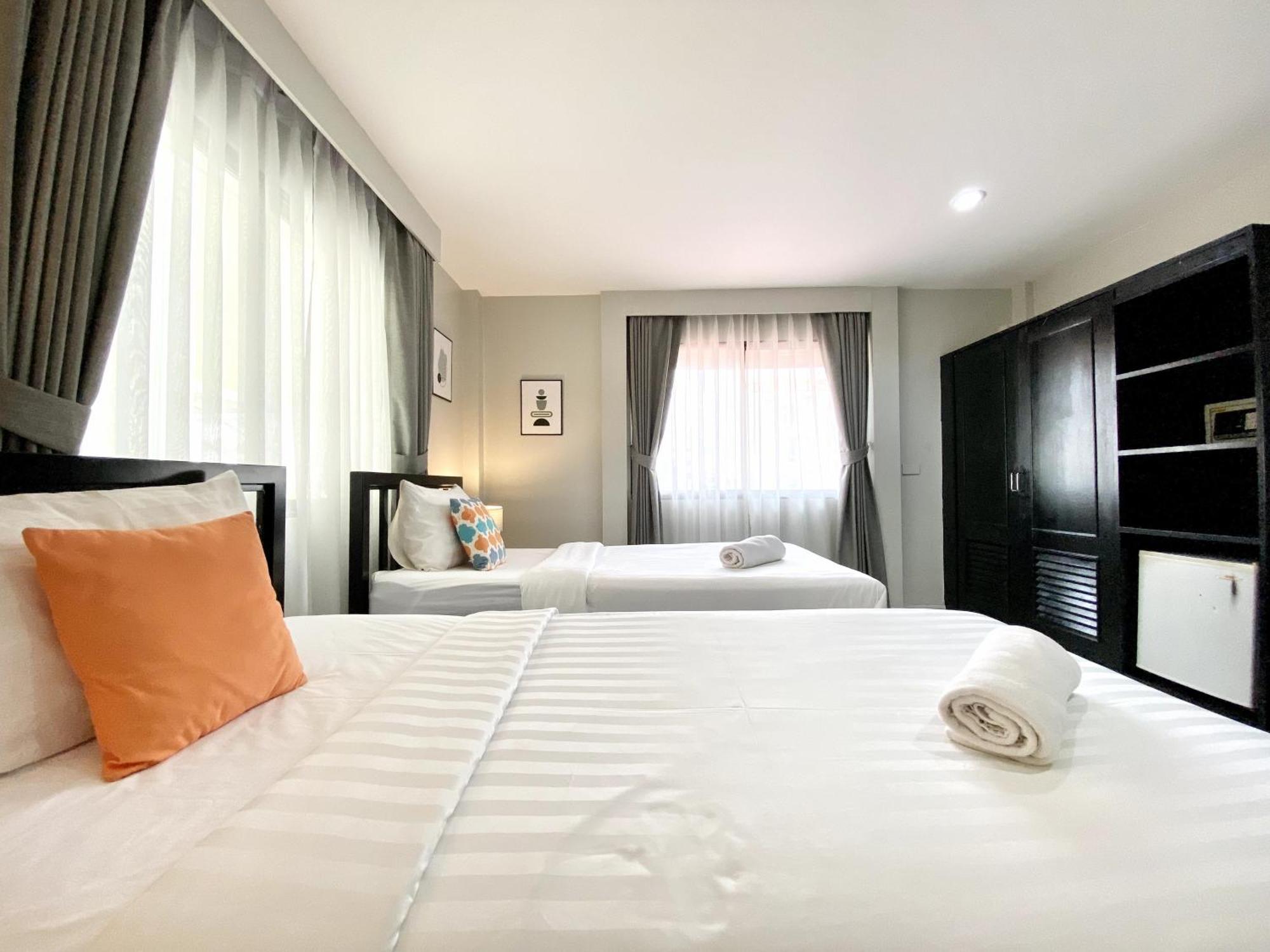 Beachwalk Minotel Patong Экстерьер фото