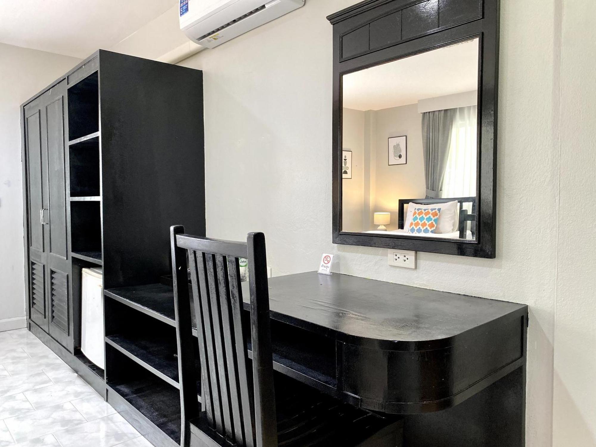 Beachwalk Minotel Patong Экстерьер фото