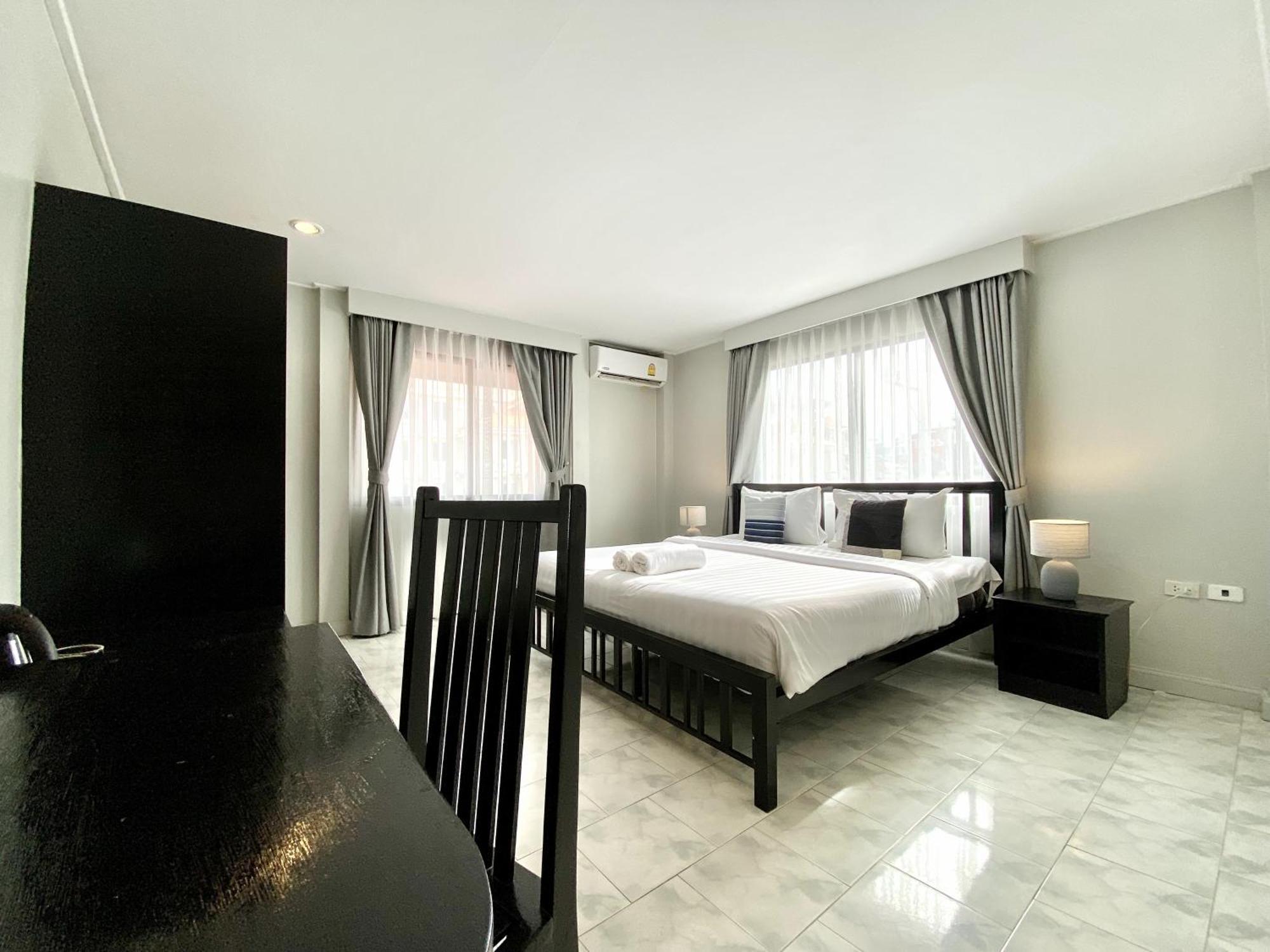 Beachwalk Minotel Patong Экстерьер фото