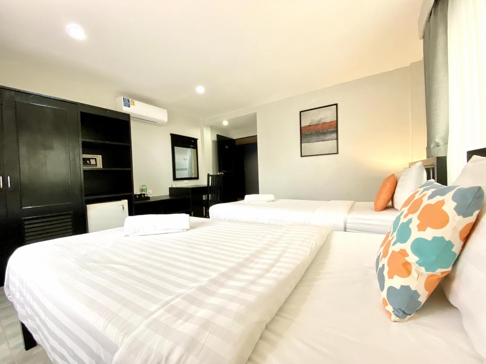 Beachwalk Minotel Patong Экстерьер фото