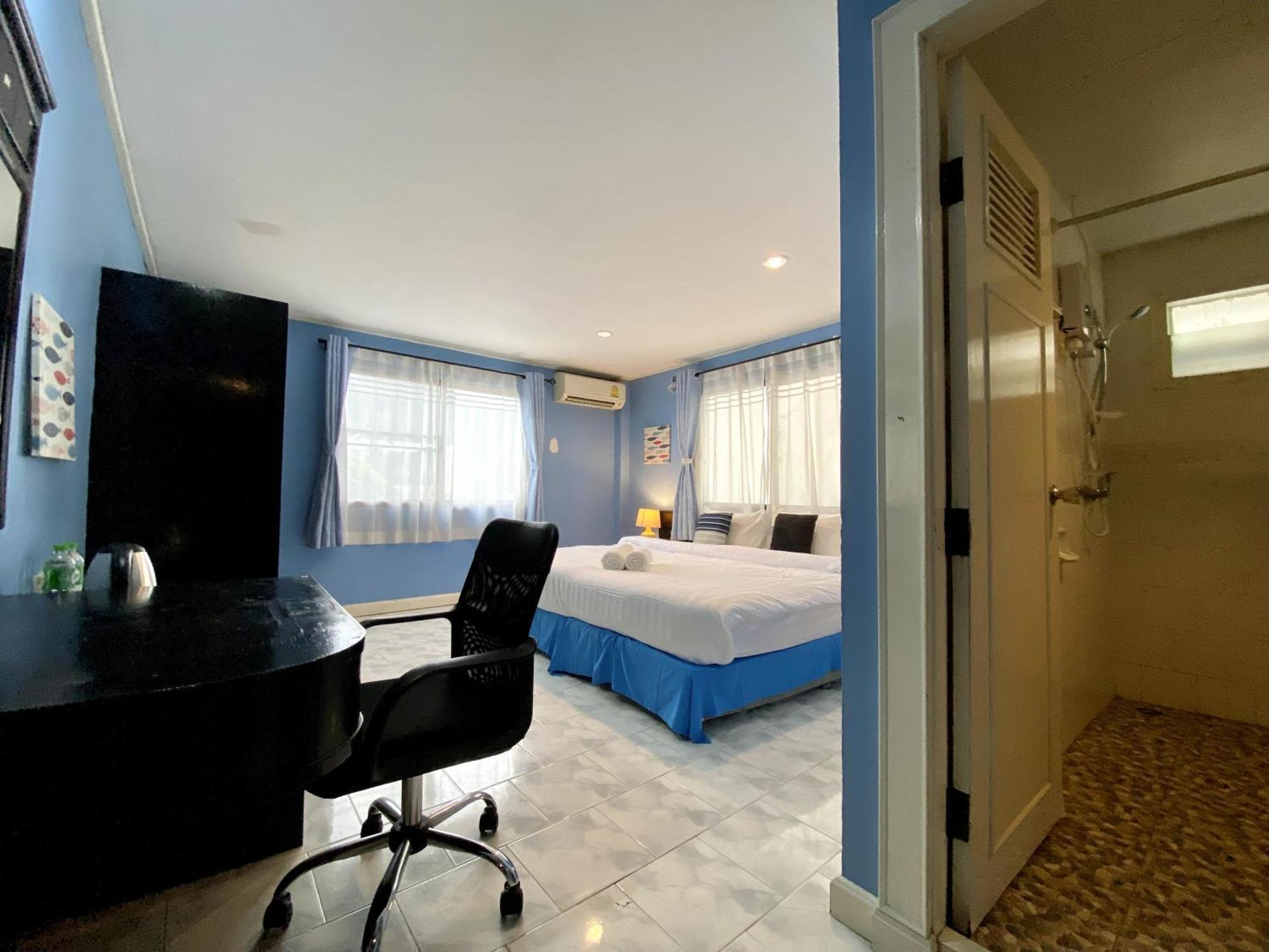 Beachwalk Minotel Patong Экстерьер фото