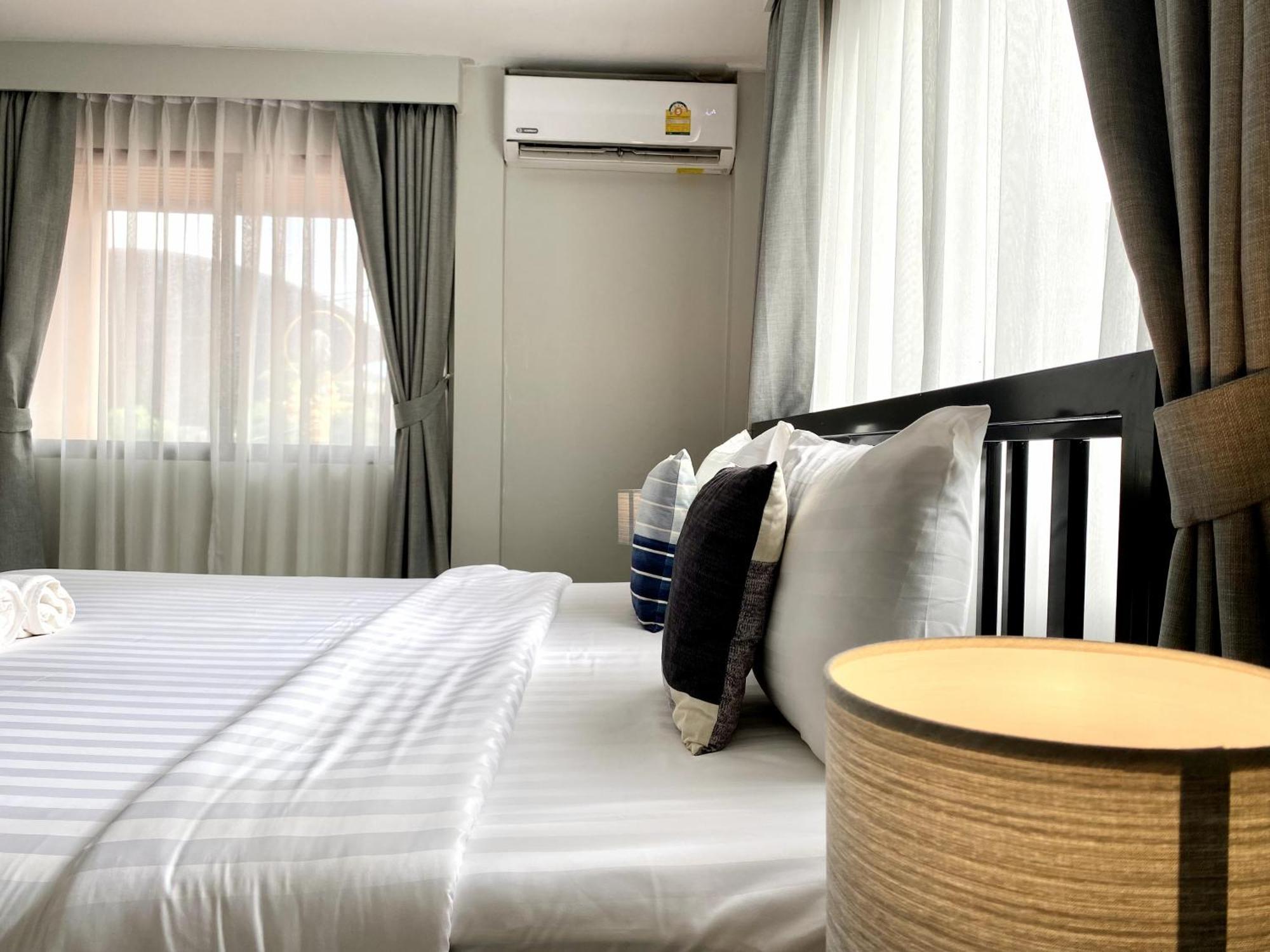 Beachwalk Minotel Patong Экстерьер фото