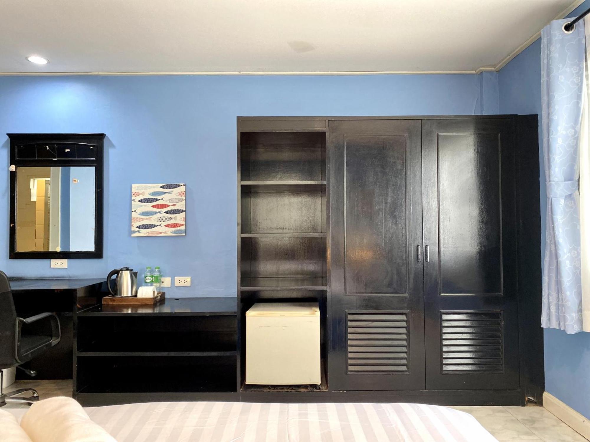 Beachwalk Minotel Patong Экстерьер фото